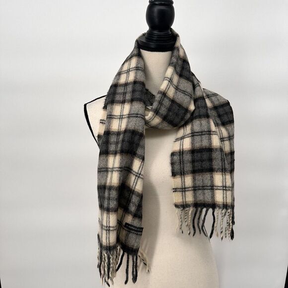 100% Baby Alpaca  Gray, Beige, Black Scarf, Plaid Alpaca 111, Made In Peru‎ - Picture 2 of 9